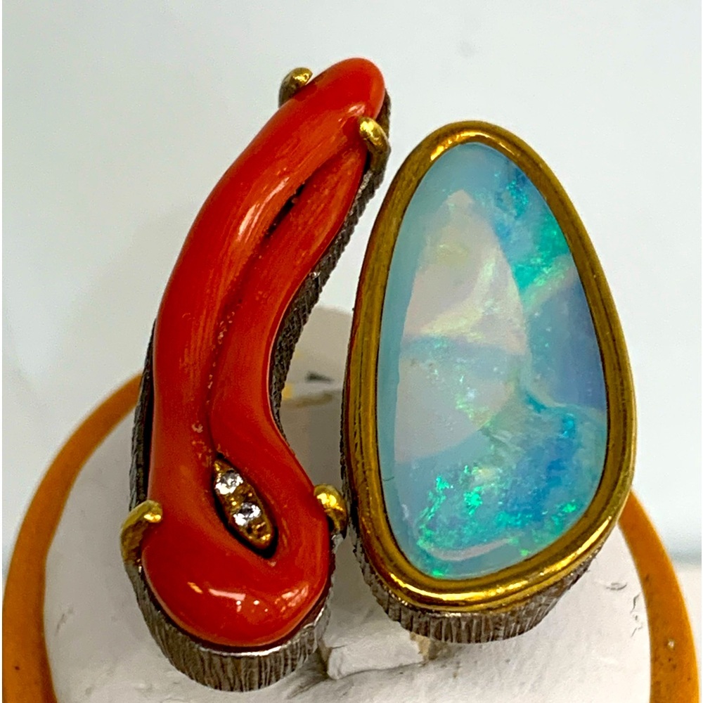 Beautiful sterling silver ring with natural Mediterranean coral, and  opal